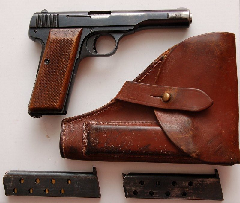 pistols/fn1922/1922_1.jpg